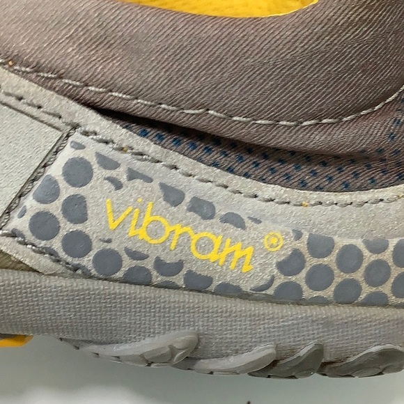 Vibram FiveFingers Trecksport running shoes easy on off Velcro closure size 7 - Picture 4 of 15